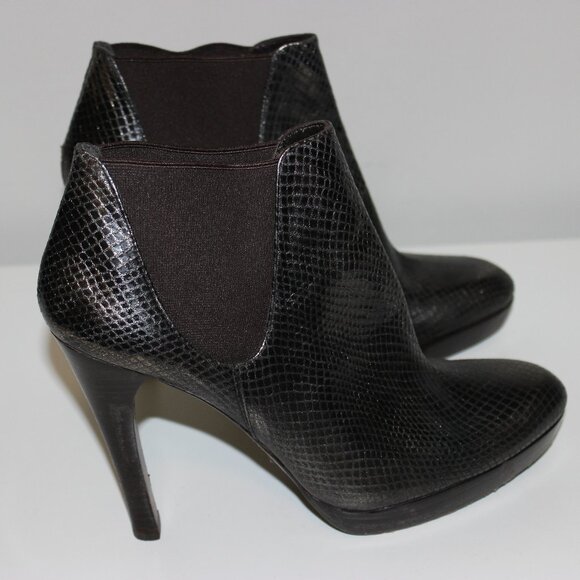 Stuart Weitzman Black Snake Embossed Reptile High Heel Ankle Booties Size 9M - Picture 5 of 12